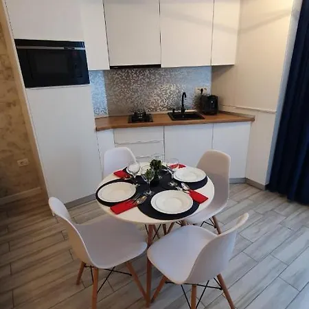B&B Apartments Mamaia Nord Azimuth Beach Lägenhet