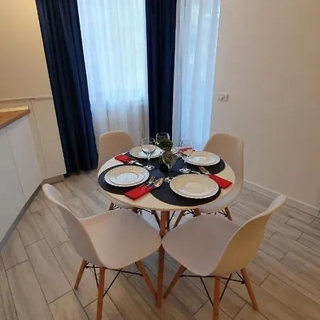 아파트 B&B Apartment *